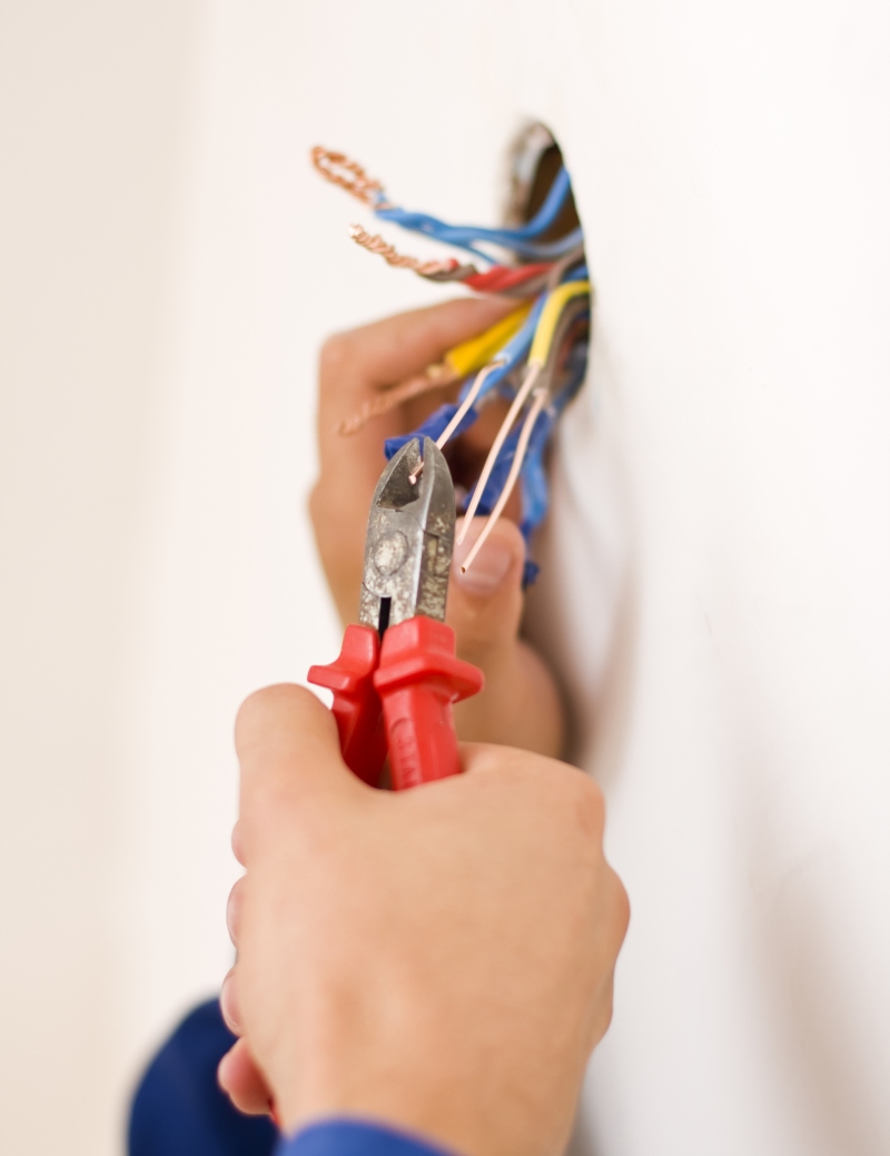 Electricians Buckingham, Winslow, Steeple Claydon, MK18
